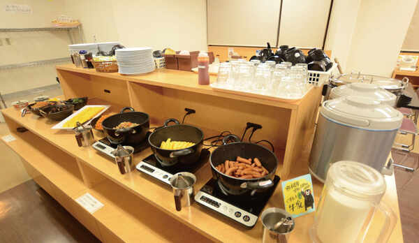 無料朝食バイキング