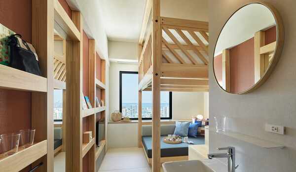 やぐらルーム全景