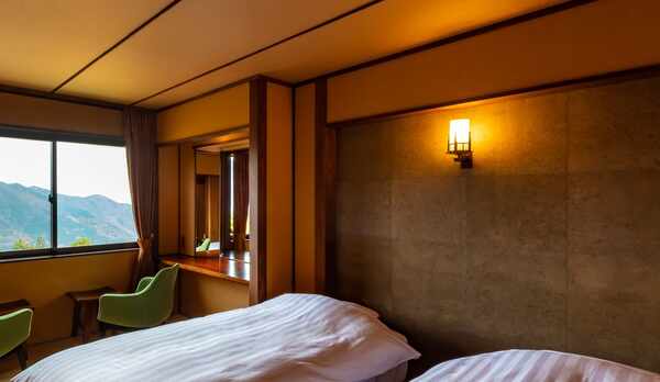 本館　和洋室「箱根」寝室