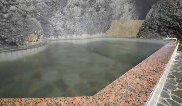 *洞窟風呂【男湯】2