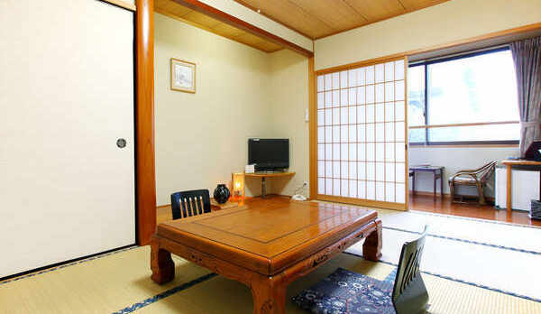 禁煙　和室7.5畳間