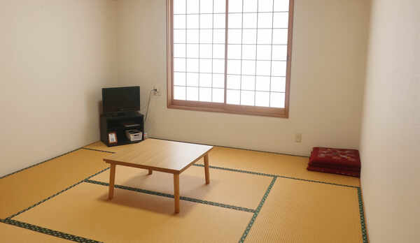 和室 8畳 7号室 01