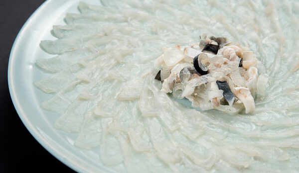 *【夕食一例：ふくフルコース】下関に来たからには、やっぱり名物ふく刺が食べたい♪