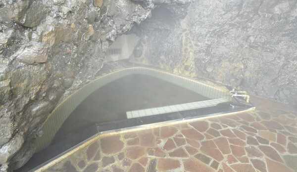 *洞窟風呂【女湯】2