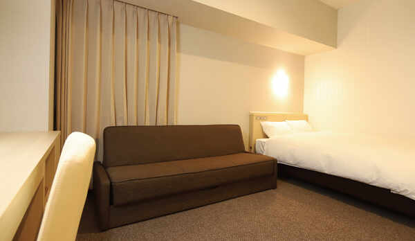 【ユニバーサルダブル】