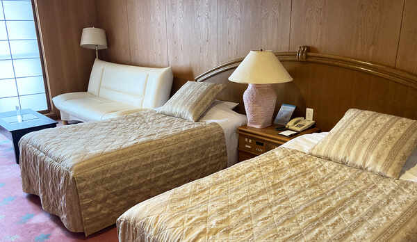 *【ツインルーム一例】1〜2名様用のお部屋です。