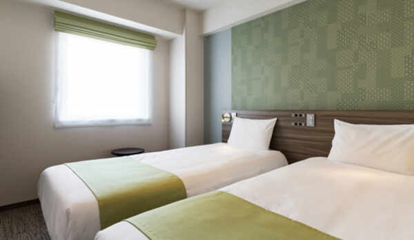 【ツインルーム】シモンズ社製のベッドで快適な睡眠を。（イメージ）