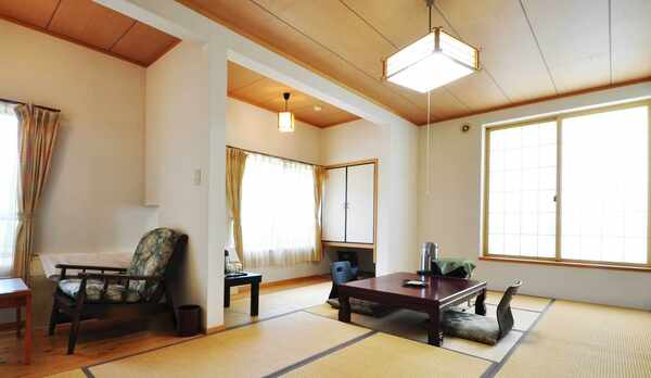 【客室】Aタイプ和室【10畳】温水洗浄トイレ・洗面・広縁あり