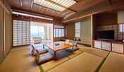 【和洋特別室】和室12畳+ツインベッド+リビング