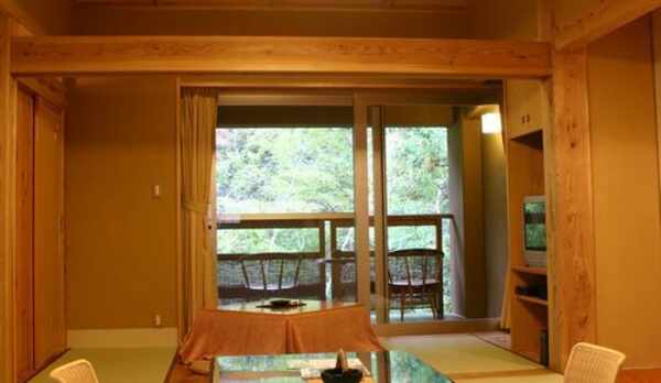 和室一例（山の蔵）