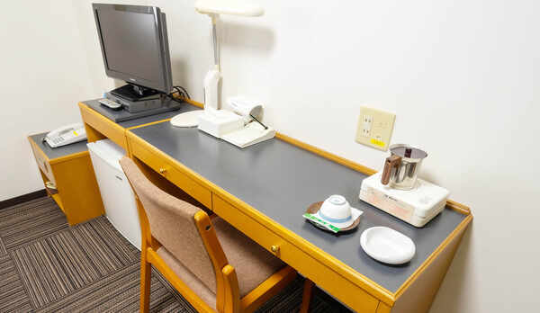 ・テレビ・冷蔵庫・ドライヤーなども全室にございます