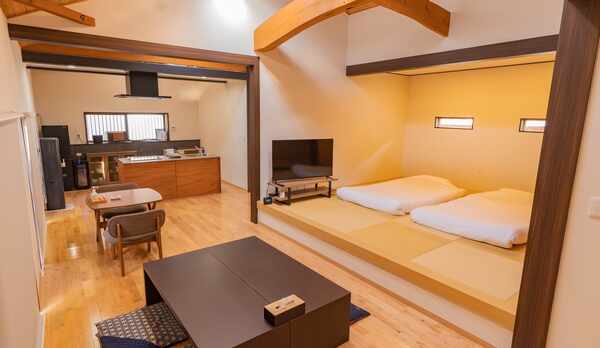 2023年6月みやこ別邸の内観