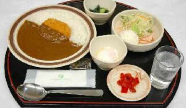 無料夕食カレー定食
