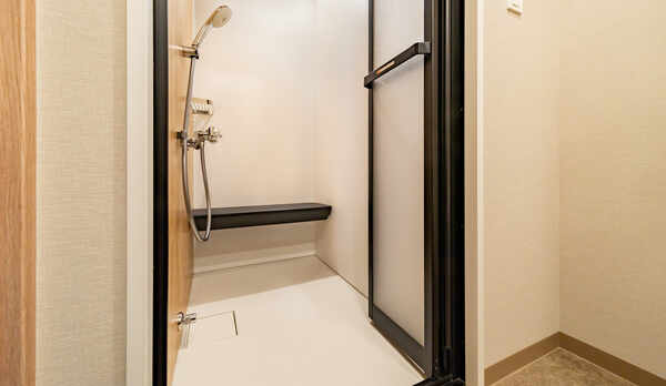 スーペリアシングル【17平米/ベッド幅120cm】