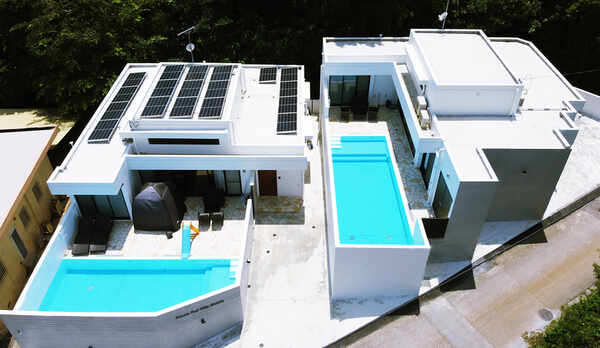 【完全プライベートプール付ヴィラ】シンプルモダンなテイストのラグジュアリーヴィラ