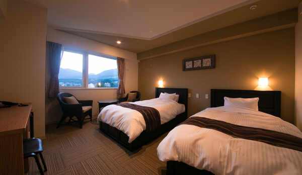 【ツインルーム】眺望の良い客室は快適にお過ごしいただけます。