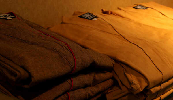 男性には作務衣か浴衣をご用意いたします。