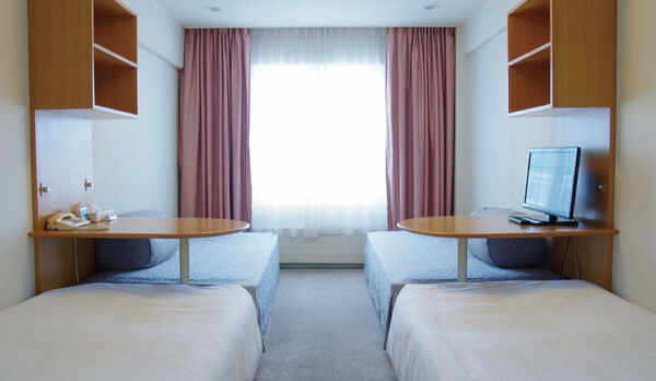【りんどう館】お部屋までの移動は、階段となりますがリーズナブルな部屋タイプです
