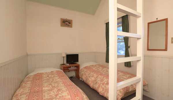 デザイナー建築が特徴の可愛らしいロフト部屋