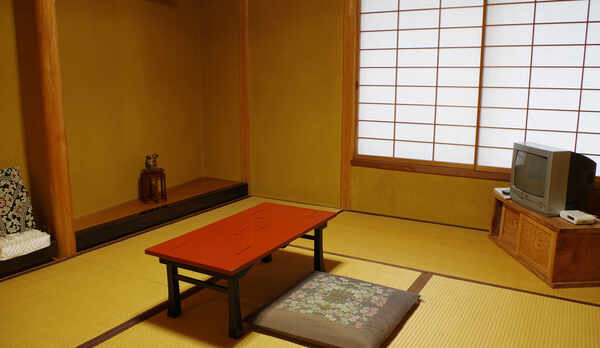 *【和室6畳一例】2名様までご利用いただけるこじんまりとしたお部屋。2人旅やカップルさんにオススメ