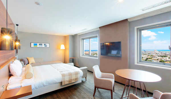 【オーシャンビュー デラックスクイーン】