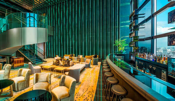 Sky Gallery Lounge「Levita」