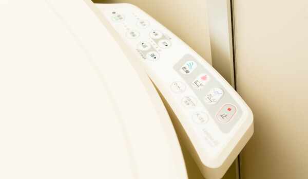 温水シャワートイレ