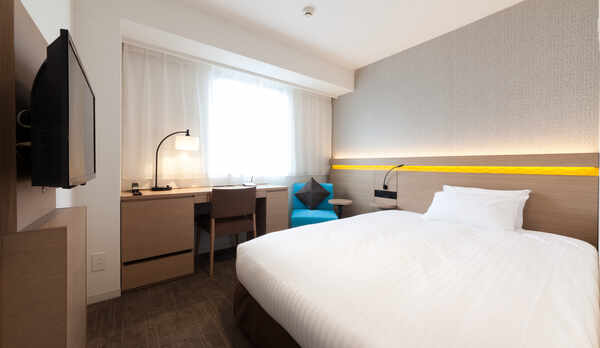 シングルルーム14.6㎡　ベッド幅140cm&times;200cm