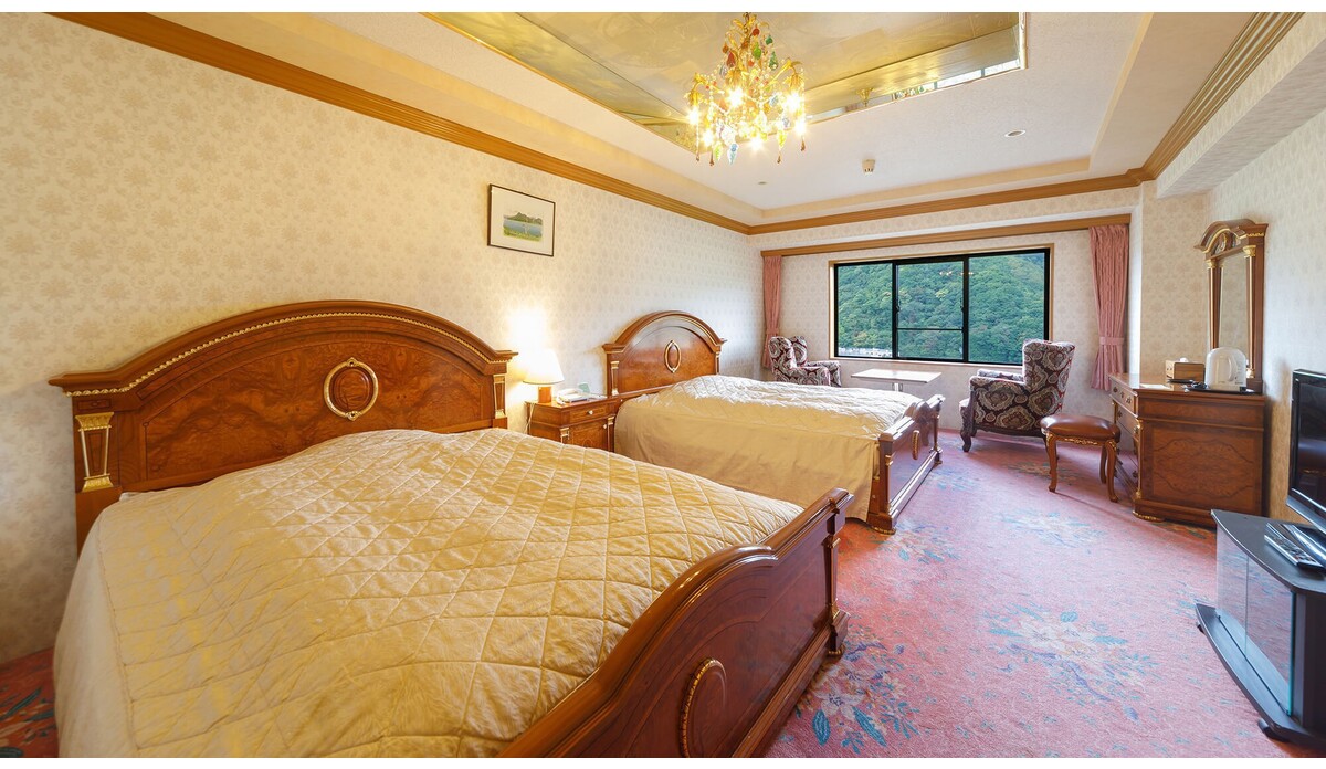 定山渓ビューホテル 宿泊券 1泊2食付き 定山渓ビューホテル 料金比較・宿泊