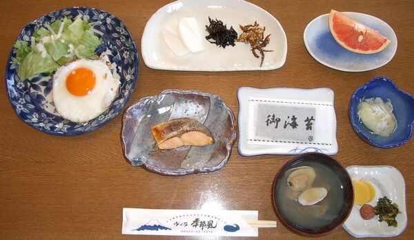 朝食一例