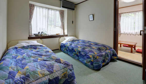 *和洋室／和室とベッドルームがつながったお部屋。グループでのご利用にもおすすめです。