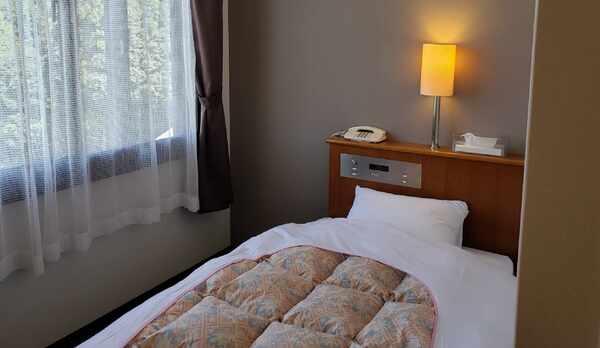 Sルーム　ベッド1