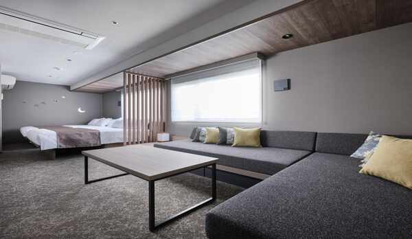 ジュニアスイート