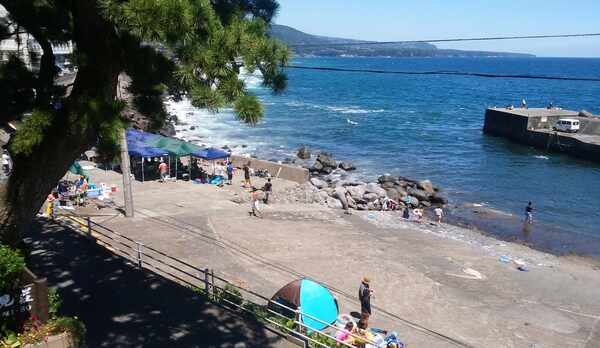 汐見荘から0分で海に行けます！