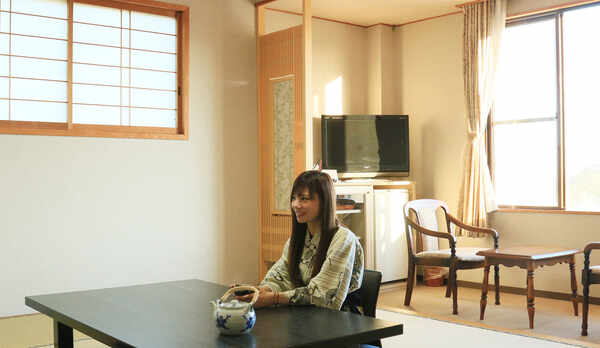 和室10畳+広縁②