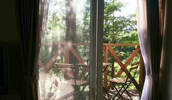 客室テラスからは那須連山の雄大な景色が