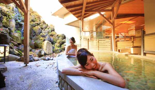 1階【楽水の湯】露天風呂