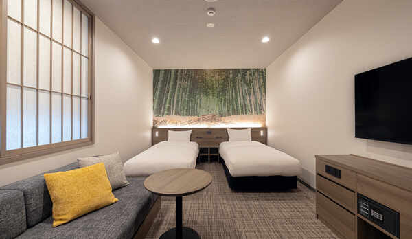 客室：ユニバーサル3ベッド