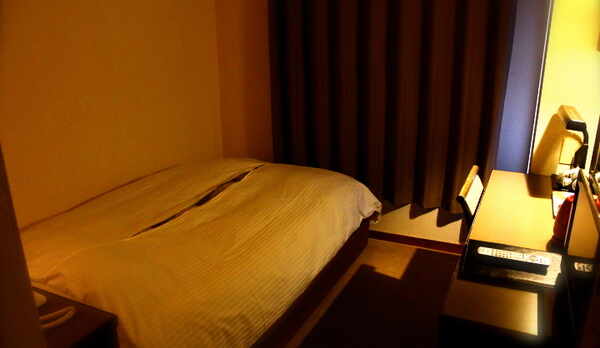 シングルルーム　寝心地にこだわったマットレスでぐっすり