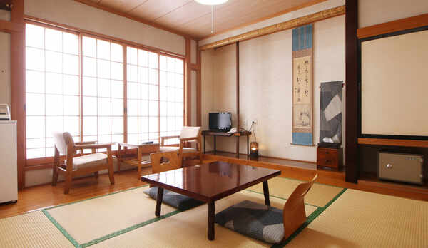 ■【客室】落ち着きのある和室をご用意。全室禁煙となっております