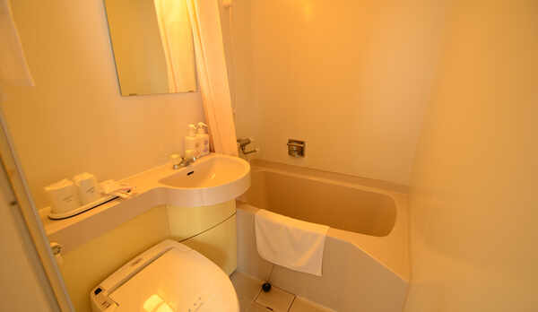 *【ユニットバス】シャンプーやボディソープ等、アメニティも完備。