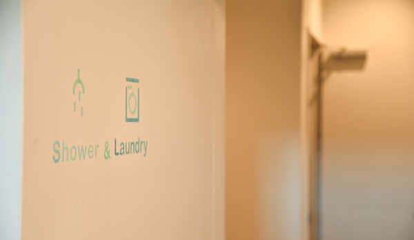 *１階　シャワー＆ランドリールーム