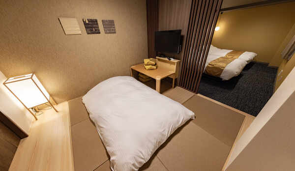 ファミリーツイン