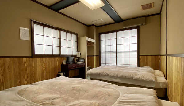 【ツイン】フカフカなベッドでお休みください