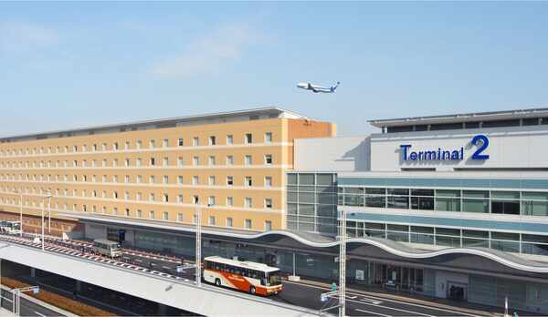 羽田空港第2ターミナルと直結するホテル外観