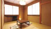 当館の和室のお部屋です。お客様に気持ちよくお過ごしいただけるよう清潔にしております。 