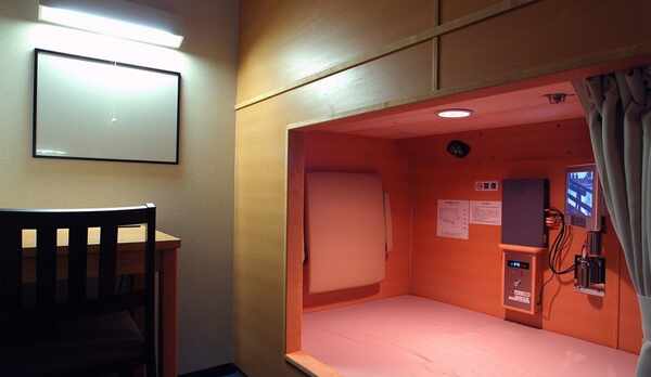 プライベートカプセルキャビン1