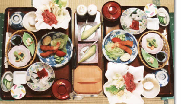 お食事は嬉しいお部屋食！