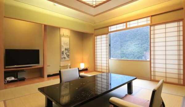 ■貴賓室■『雪の間』12.5+6畳+リビング+露天+檜内風呂 