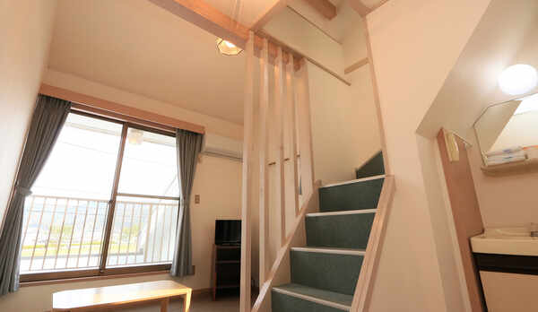 ２階客室秘密基地◆最大８名でのご宿泊が可能です